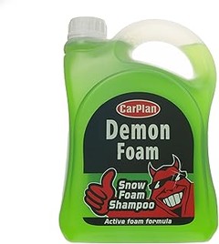 ¿Con qué frecuencia debo usar champús de espuma activa para mi coche?